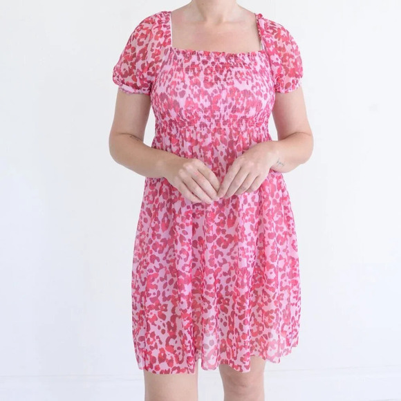 Baum Und Pferdgarten Joliet Pink Spotted Smocked Mini Short Sleeve Dress XS - Picture 2 of 10